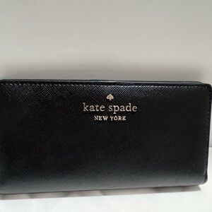 Kate Spade Large Bi-fold Wallet NWT